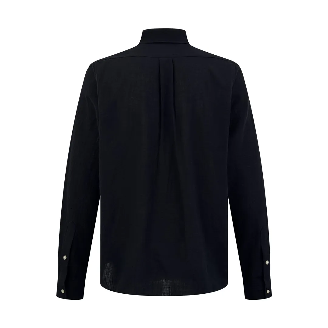 P380 Ralph Lauren embroidered linen shirt. Selected high-quality linen material. It has natural texture and breathability. It is tight and smooth, comfortable and close to the skin. It is elegantly presented with a touch of deep ink. The exquisite red pony mark is embellished, like a smart flame in the dark night. The clever design of the external pleats and split back shoulders adds a sense of agility and detachment. The minimalist shape contains the soul of fashion. Process 1: Adopting imported machine embroidery technology and using advanced computer control systems and precision mechanical components to achieve the iconic pony embroidery operation with high precision and smooth and delicate lines. Process 2: Using the side-turn buried clamp sewing process, which is smooth and tidy. Process 3: The fabrics have been washed and have a better hand feel. Not easy to deform, not easy to shrink, not easy to fade, and maintain long-term beauty. Accessories: Customized 1:1 thick plate resin buckle Customized 1:1 Ralph Lauren trademark Fit: Loose fit Size: S M L XL Style number: 25246